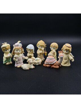 Member's Mark Children Nativity Set 10 Pc Vintage Porcelain Christmas Figurines